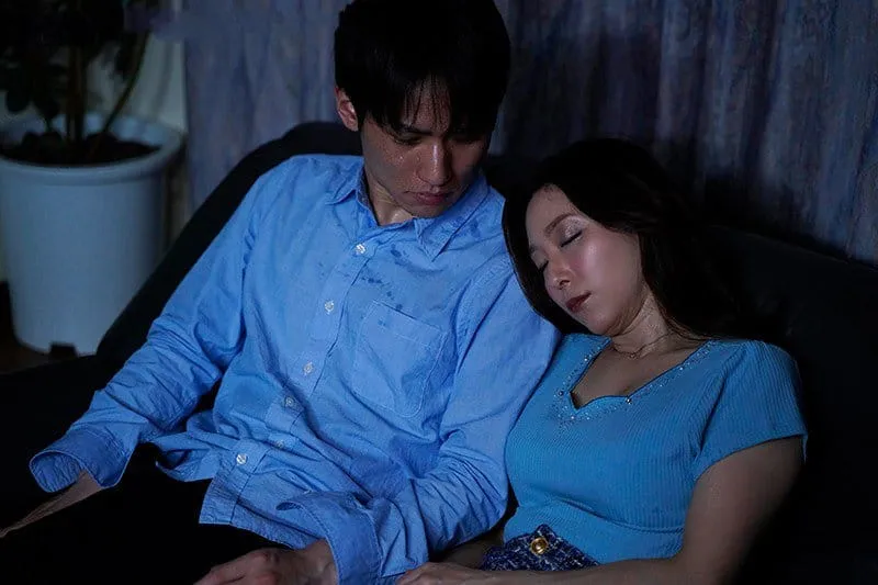 phim sex thái nguyên,phim sex online không che,phim sex địt em học sinh Một mình với chị vợ khi bổng dưng bị cúp điện